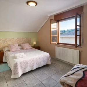 Habitación doble con cama de matrimonio